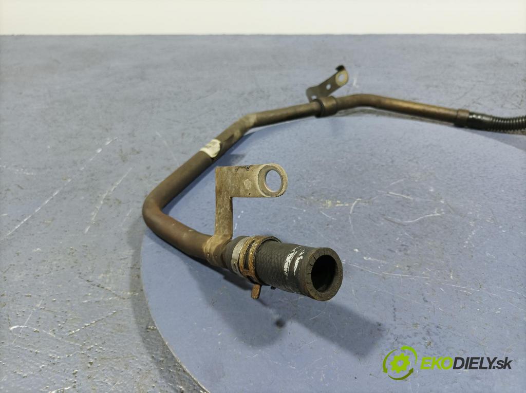 Ford Fusion 2004 rúrka Asistencia: 2S6C3E525AF