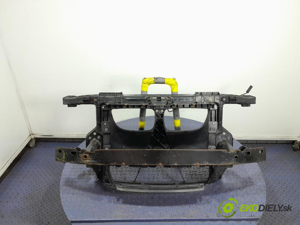 Bmw Seria 1 2004 výstuha Predné: / pas predný