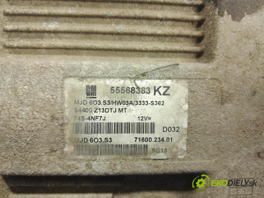 Opel Corsa 2009 riadiaca jednotka Motor: 55568383