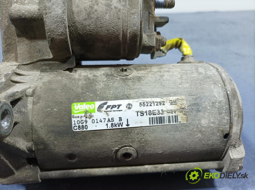 Opel Corsa 2009 štartér 55221292
