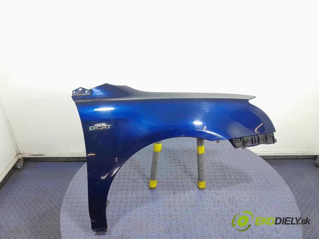 Toyota Avensis 2007 blatník Predné v pravo: