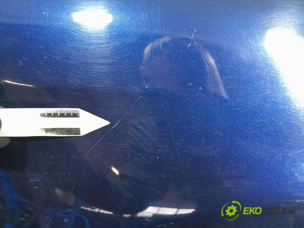 Toyota Avensis 2007 blatník Predné v pravo: