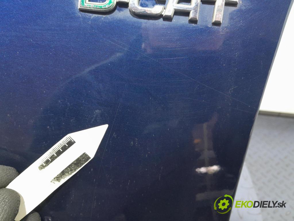 Toyota Avensis 2007 blatnik před Levý: