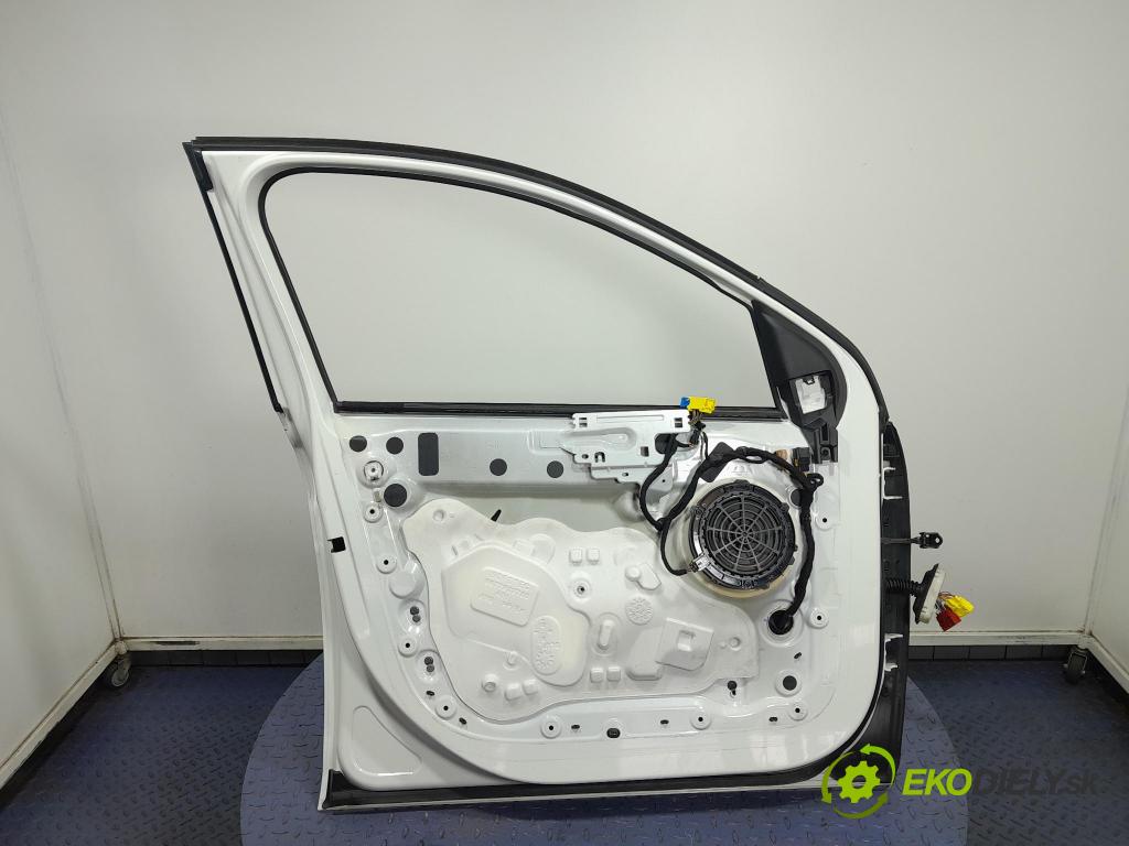 Peugeot 308 2014 dveře před Vlevo, odjet: 