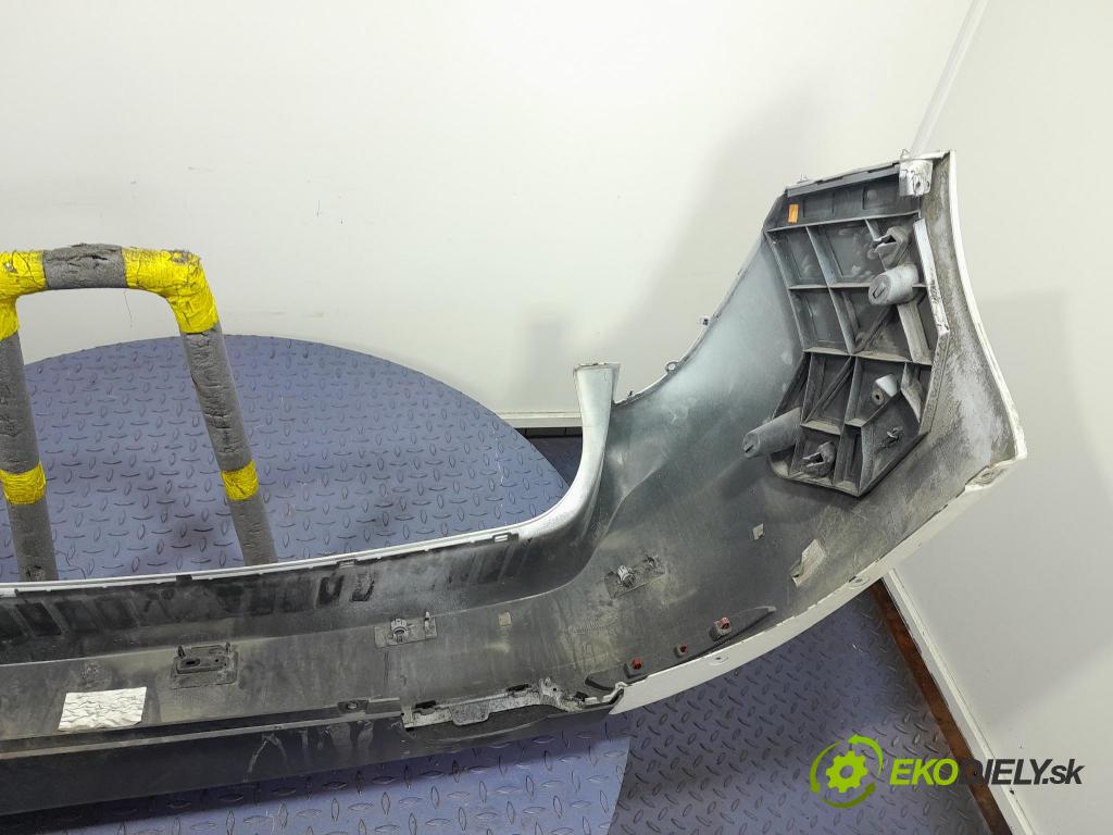 Peugeot 308 2014 nárazník Zad: 