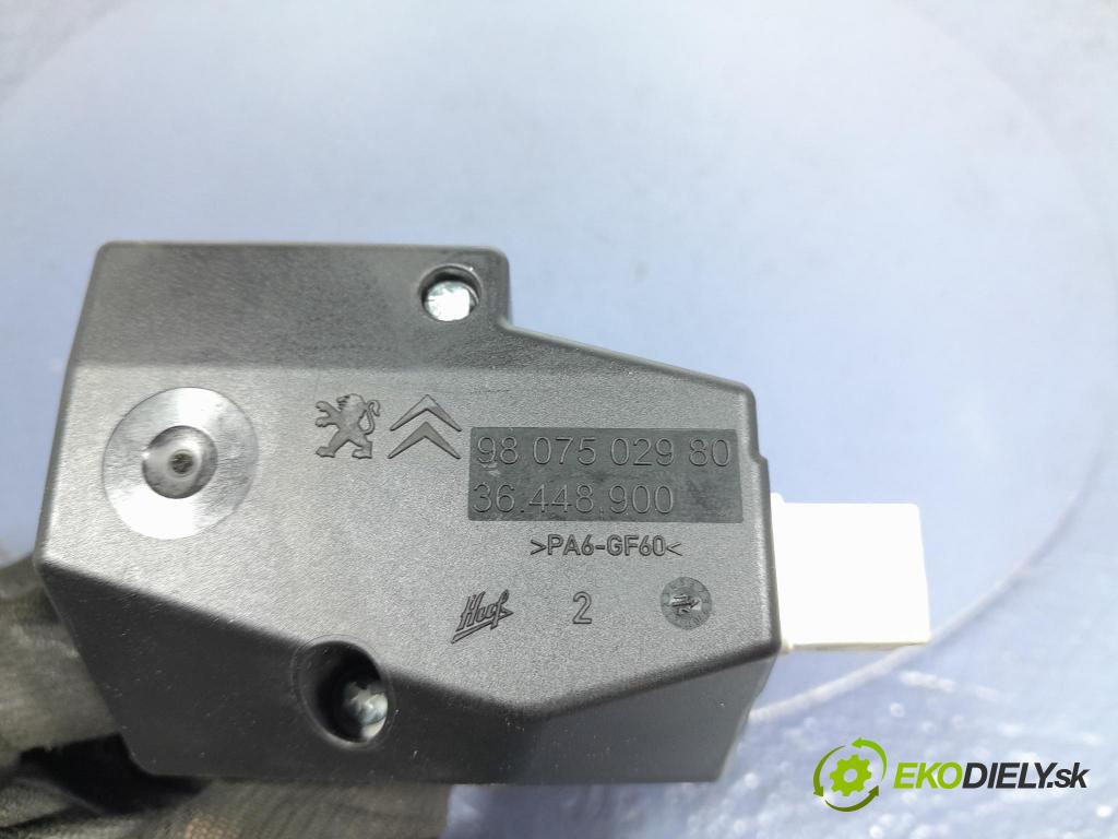 Peugeot 308 2014 Stĺpik volant x 9807502980