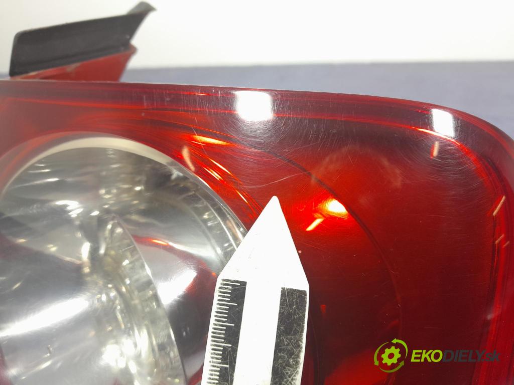 Vw Passat 2005 svetlo / reflektor zad Prava: Vonkajsia: 3C5945096C