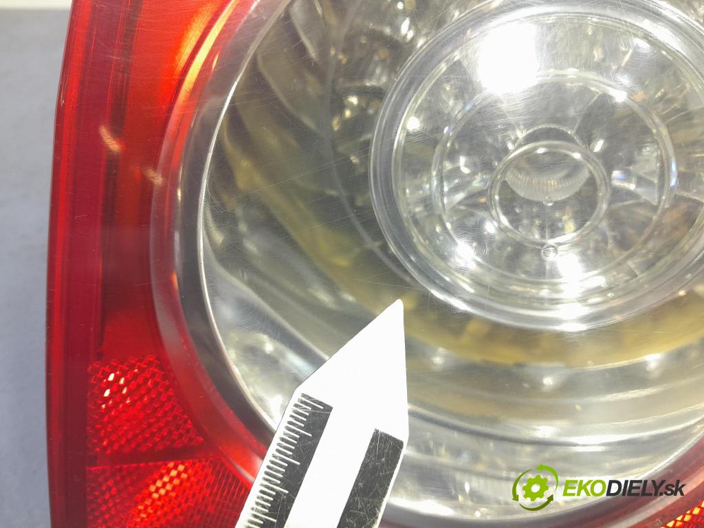 Vw Passat 2005 svetlo / reflektor zad Prava: Vonkajsia: 3C5945096C