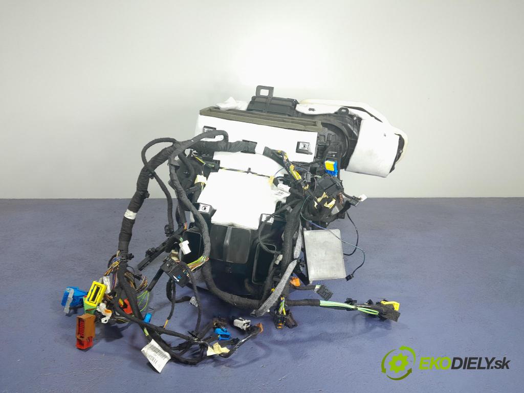 Peugeot 308 2014 radiator 9807730980