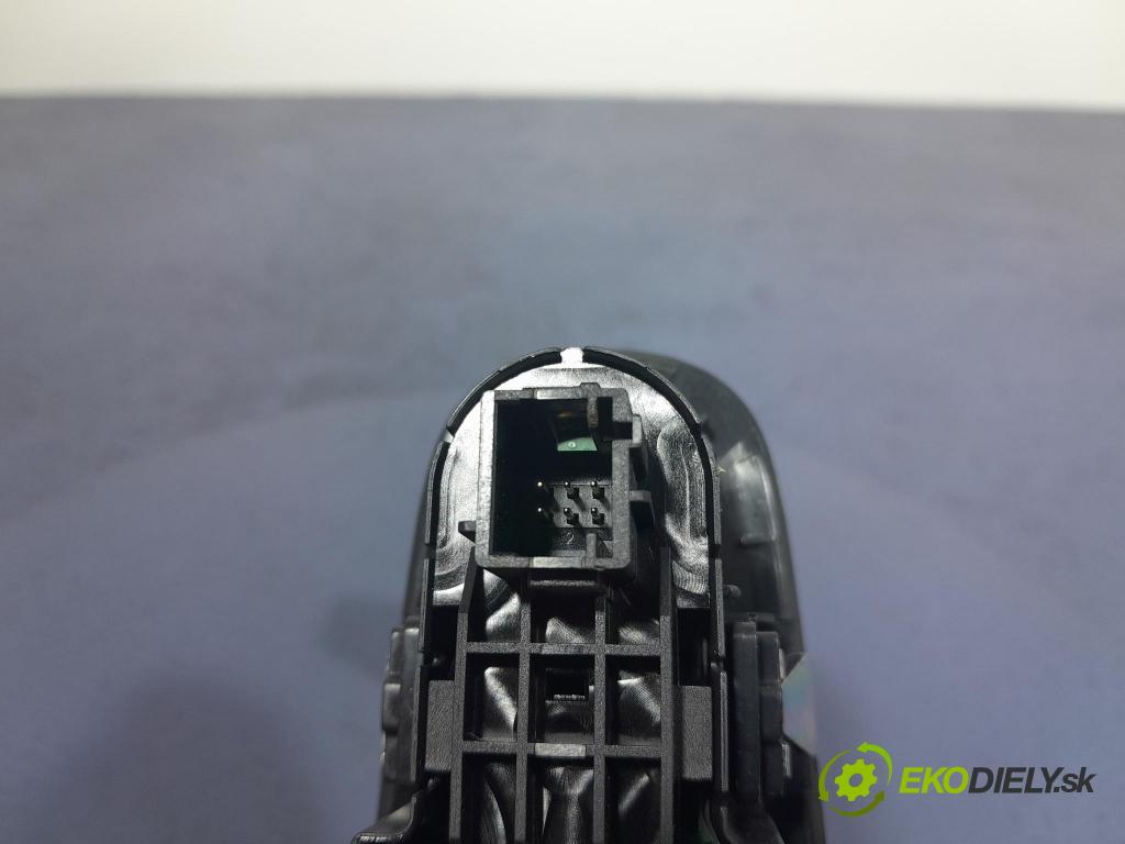 Peugeot 308 2014 prepínač Okná: 96788264ZD