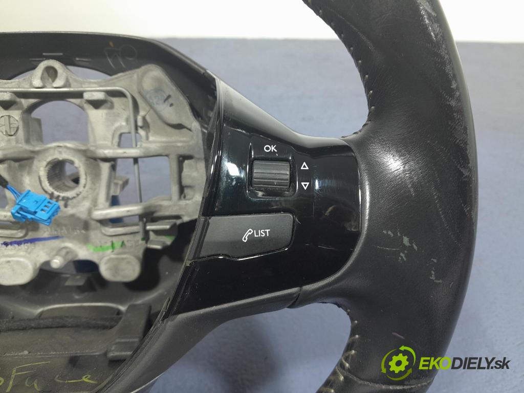 Peugeot 308 2014 volant