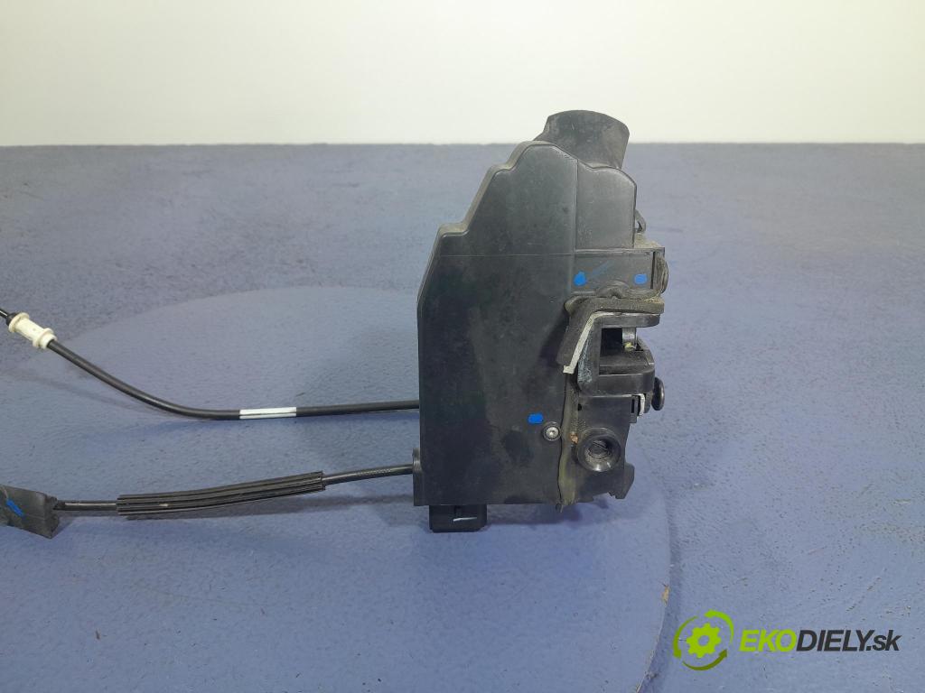 Peugeot 308 2014 zámok dvere Predné v pravo: 9810309680