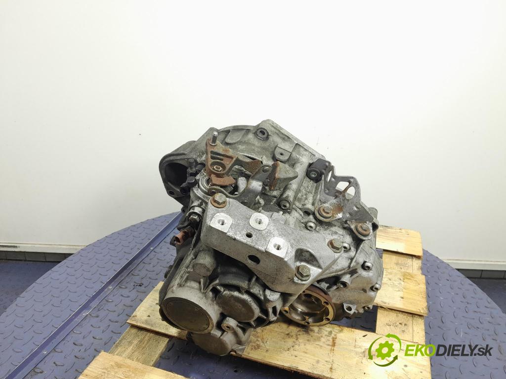Vw Passat 2005 prevodovka Manualna HDV