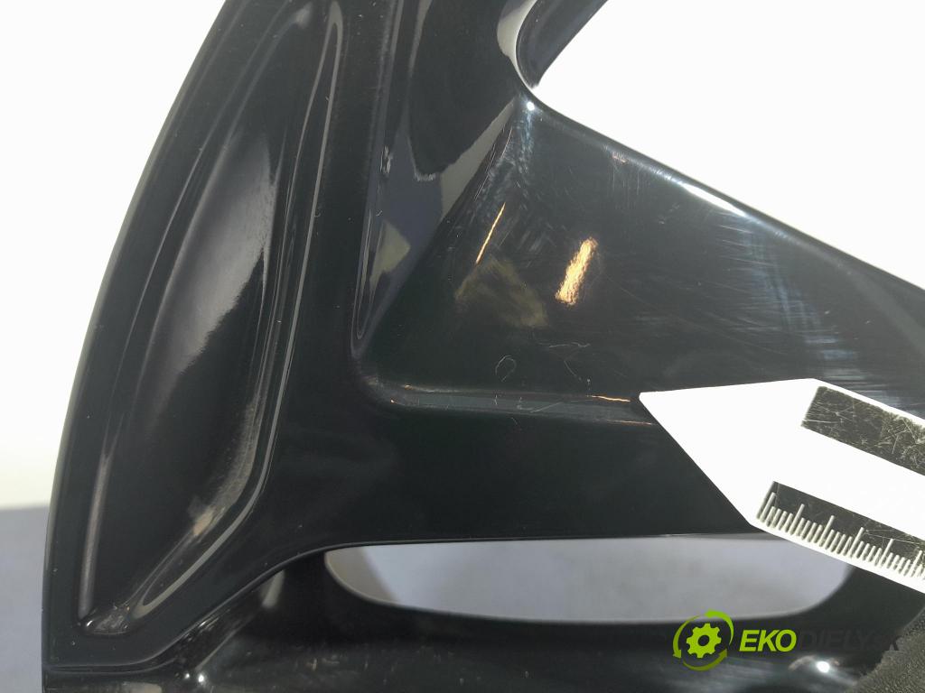 Peugeot 308 2014 Ráfiky: Hlinikové: 9677989877