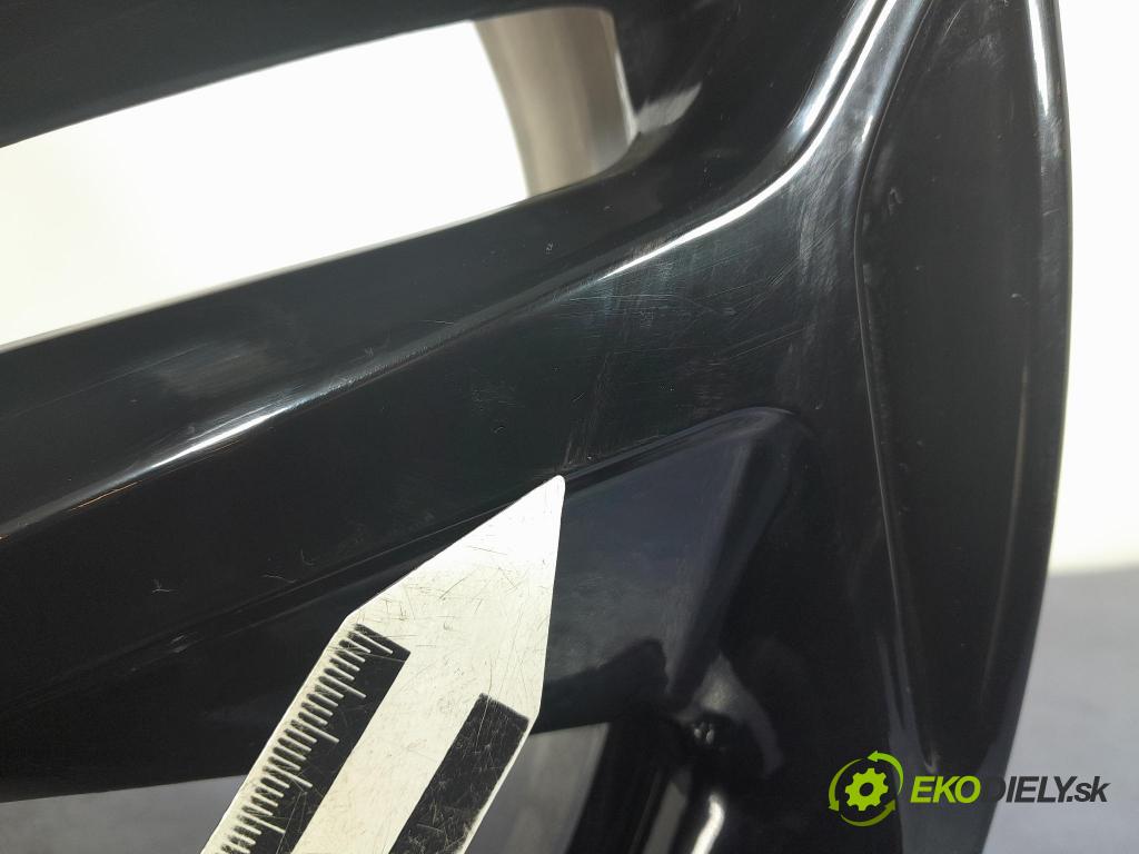 Peugeot 308 2014 Ráfiky: Hlinikové: 9677989877