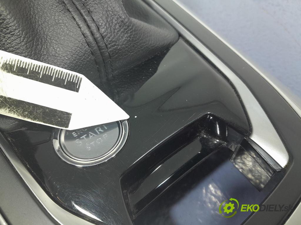 Peugeot 308 2014 kryt Plast: Interiéry: 98088087XU