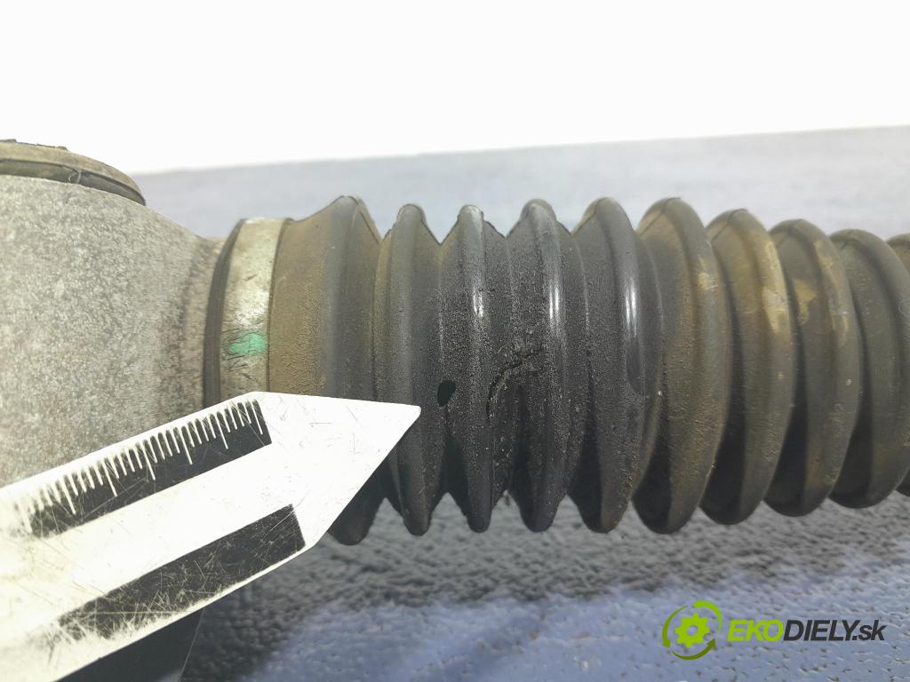 Toyota Yaris 2007 Ozubené kolo: volant 09062023-097