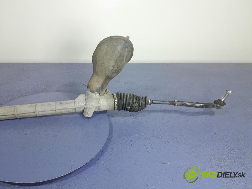 Toyota Yaris 2007 Ozubené kolo: volant 09062023-097