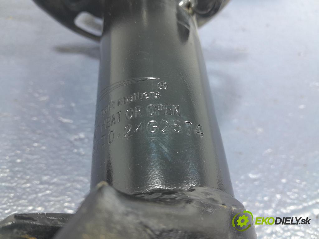 Toyota Yaris 2007 tlmič Predné Správny.: 