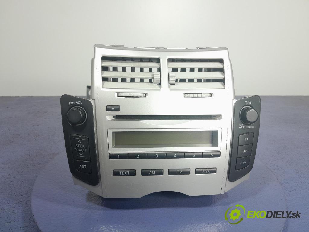 Toyota Yaris 2007 Radio I Navigácia: 86120-0D200