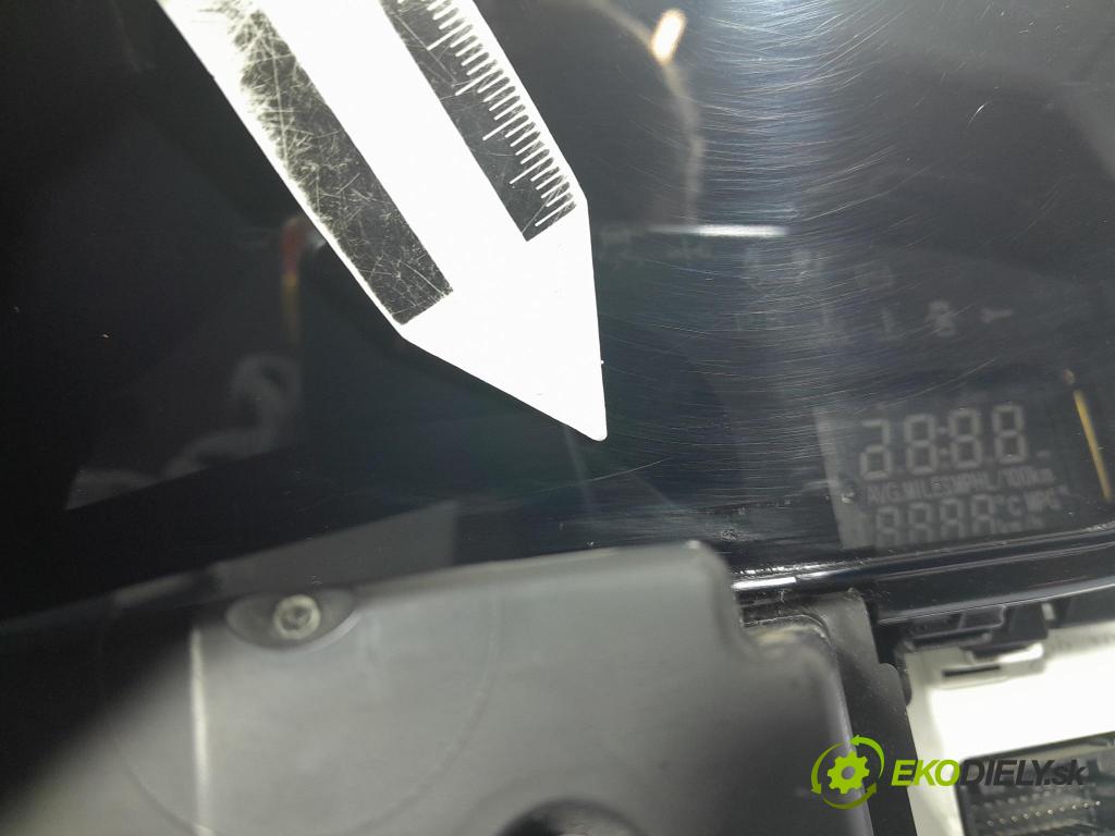 Toyota Yaris 2007 prístrojovka/ budíky 838000-0D690-D