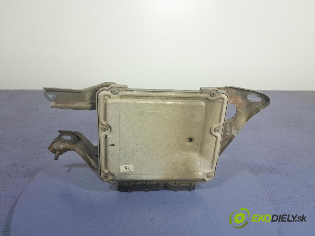 Toyota Yaris 2007 riadiaca jednotka Motor: 89661-0D450