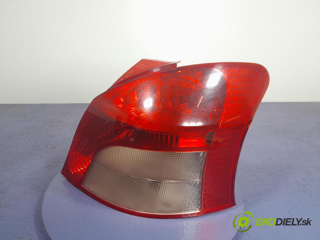 Toyota Yaris 2007 svetlo / reflektor zad Prava: Vonkajsia: