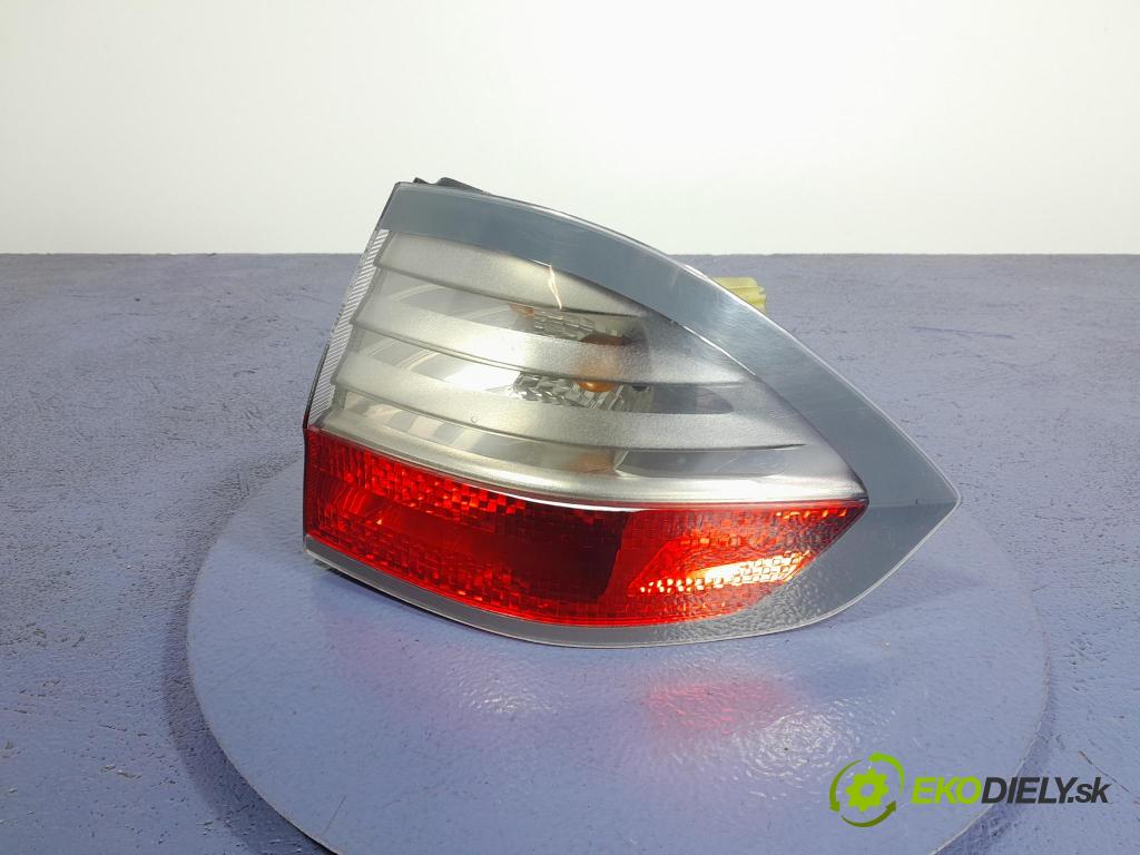 Ford S-max 2008 svetlo / reflektor zad Prava: Vonkajsia: