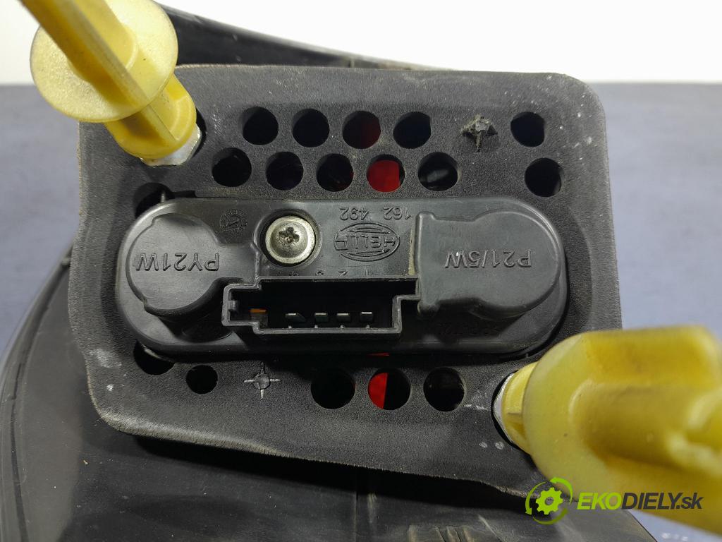 Ford S-max 2008 svetlo / reflektor zad Prava: Vonkajsia: 