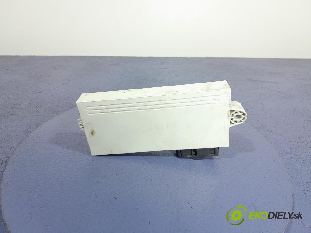 Bmw Seria 1 2004 riadiaca jednotka 6943759