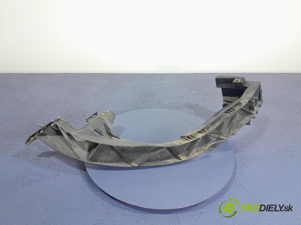 Bmw Seria 1 2004 Reflektor: v pravo: 7120824