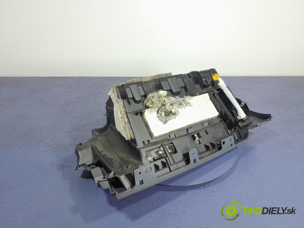Bmw Seria 1 2004 kastlík