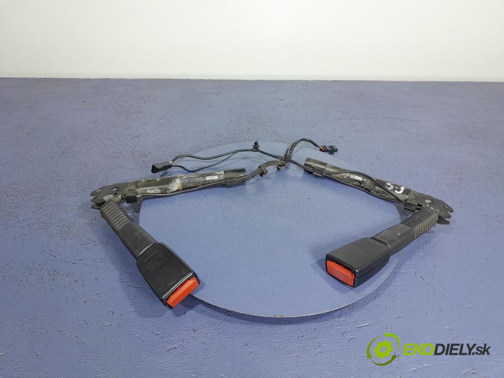 Bmw Seria 1 2004 kokpit,pristrojová doska