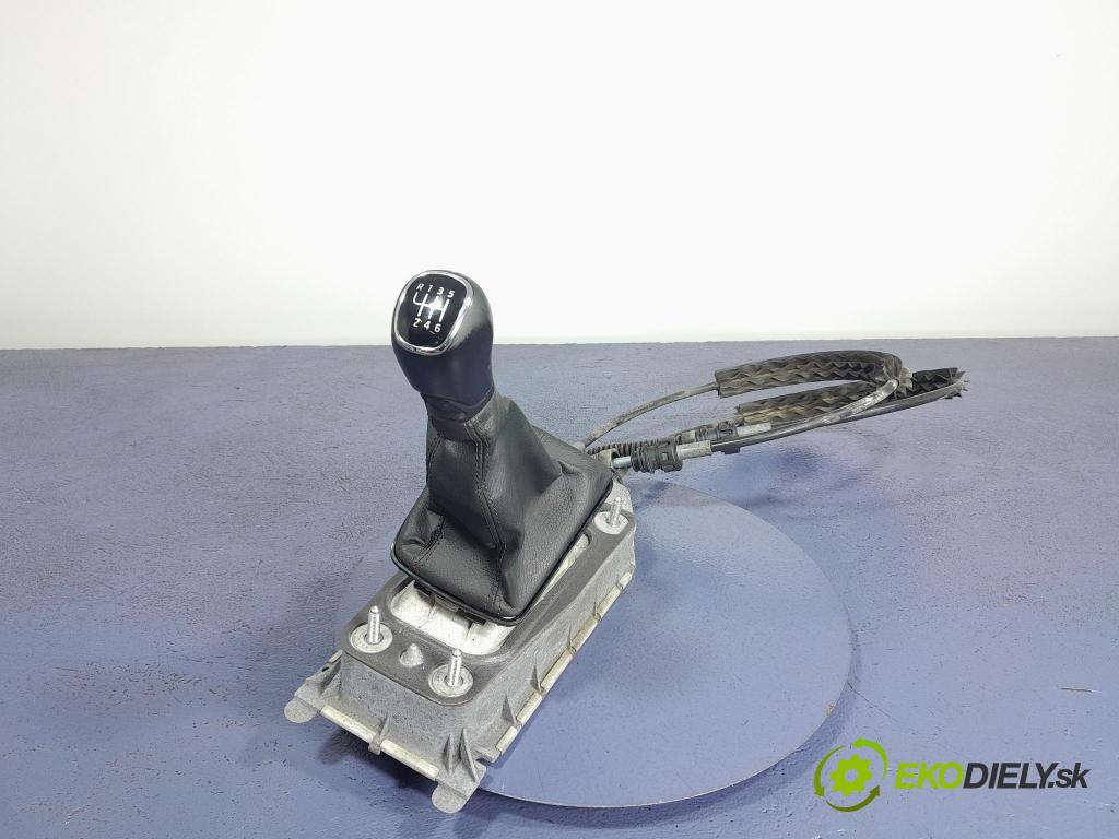 Skoda Fabia 2018 Páka: Zmeny: 6C0711049F