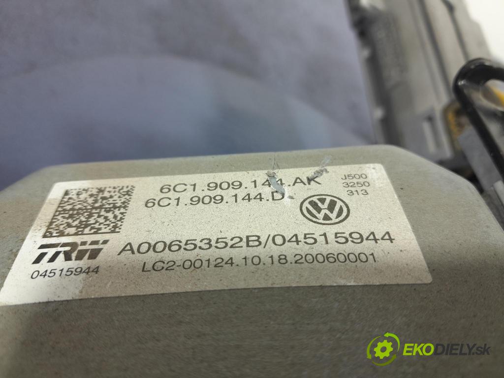 Skoda Fabia 2018 Stĺpik volant x 6C1423510CE