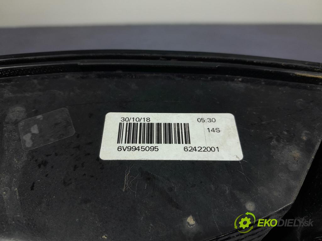 Skoda Fabia 2018 svetlo / reflektor zad ľavá Vonkajsia: 6V9945095