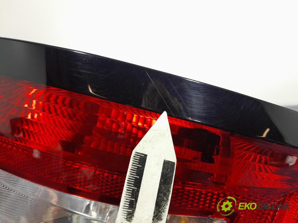 Skoda Fabia 2018 svetlo / reflektor zad Prava: Vonkajsia: 6V9945096
