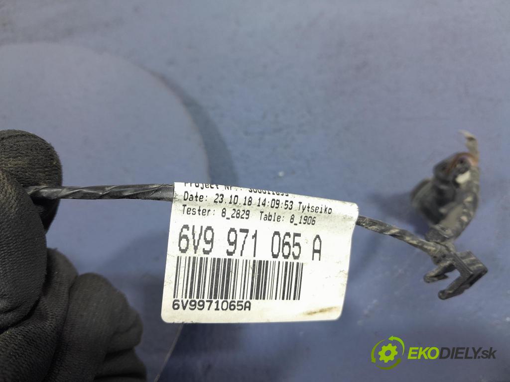 Skoda Fabia 2018 inštalácia Elektrický: 6V9971065A
