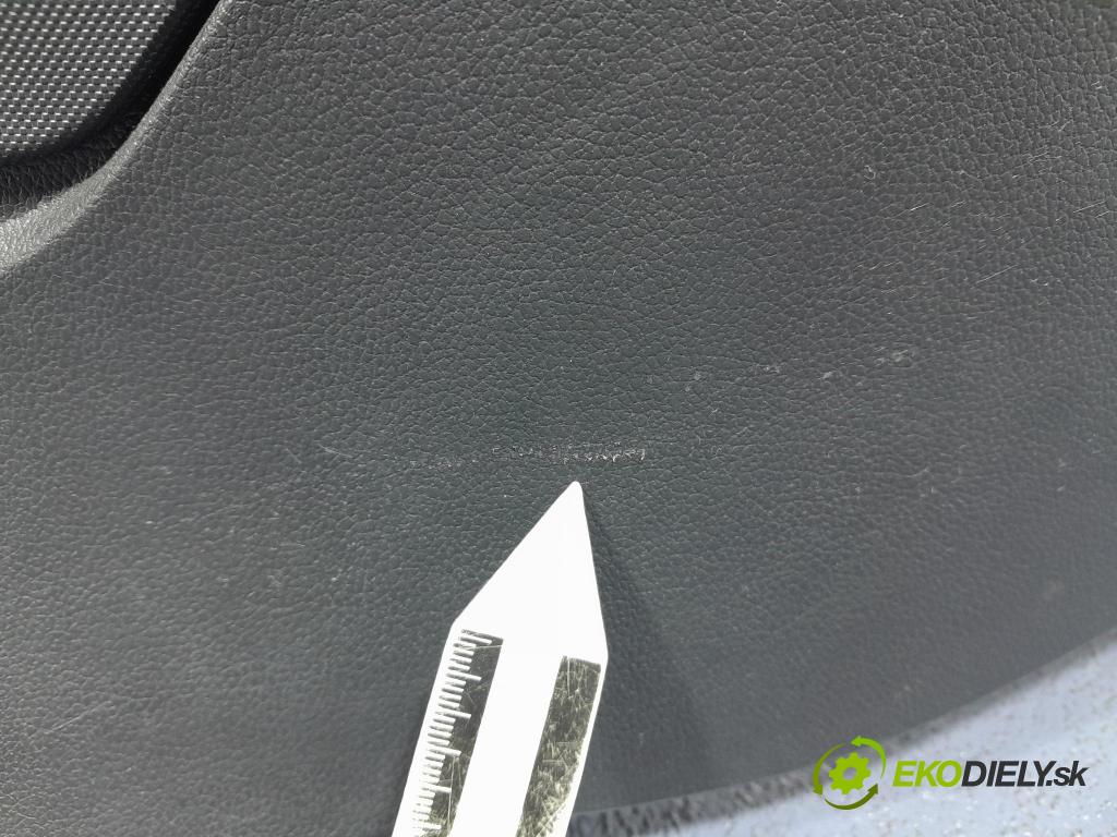 Skoda Fabia 2018 tunel Stredný: 6V0863242