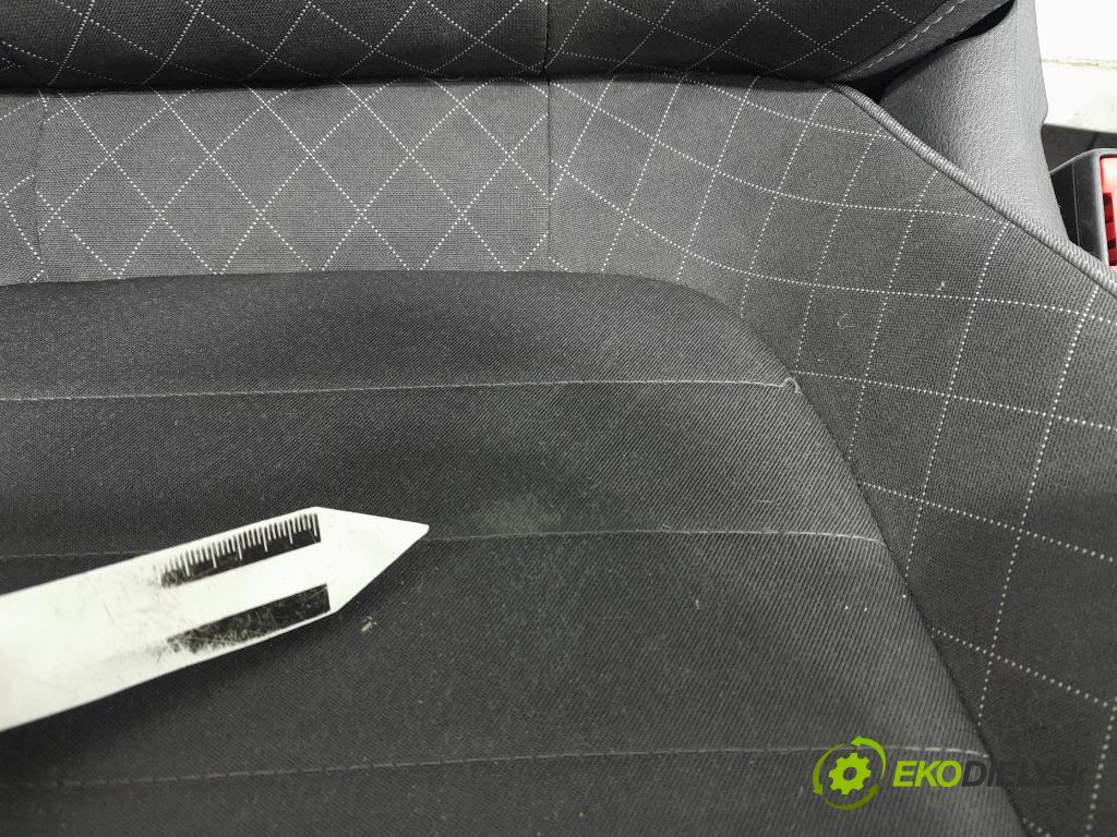 Skoda Fabia 2018 sedačke: Set.: