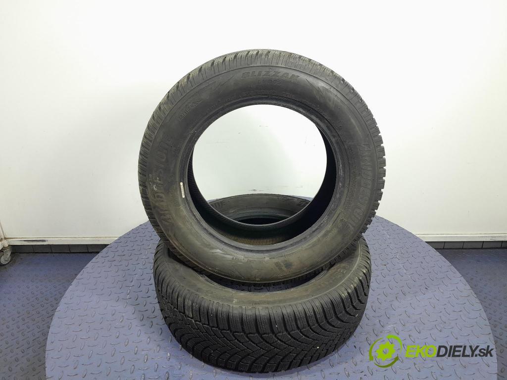 Ford S-max 2008 pneumatika ZIMA: