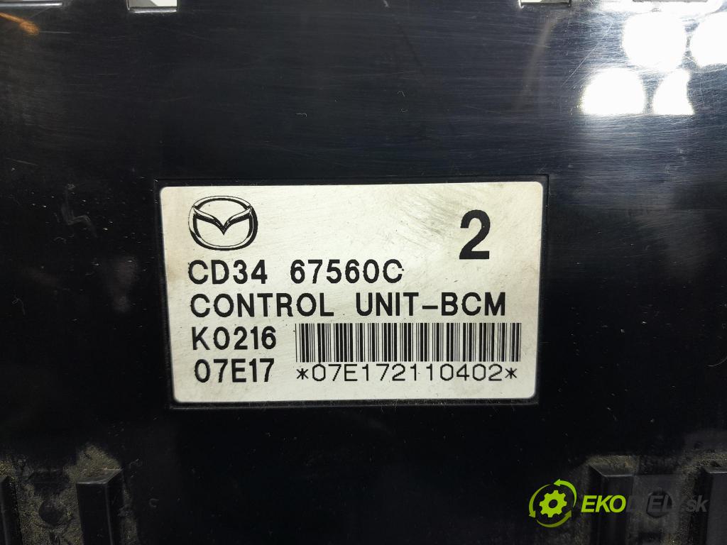 Mazda 5 2007 riadiaca jednotka Komfortu CD34 67560C