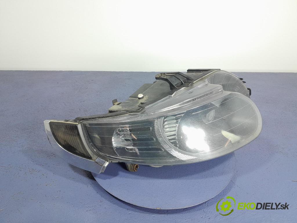 Saab 9-5 2006 Reflektor: v pravo: