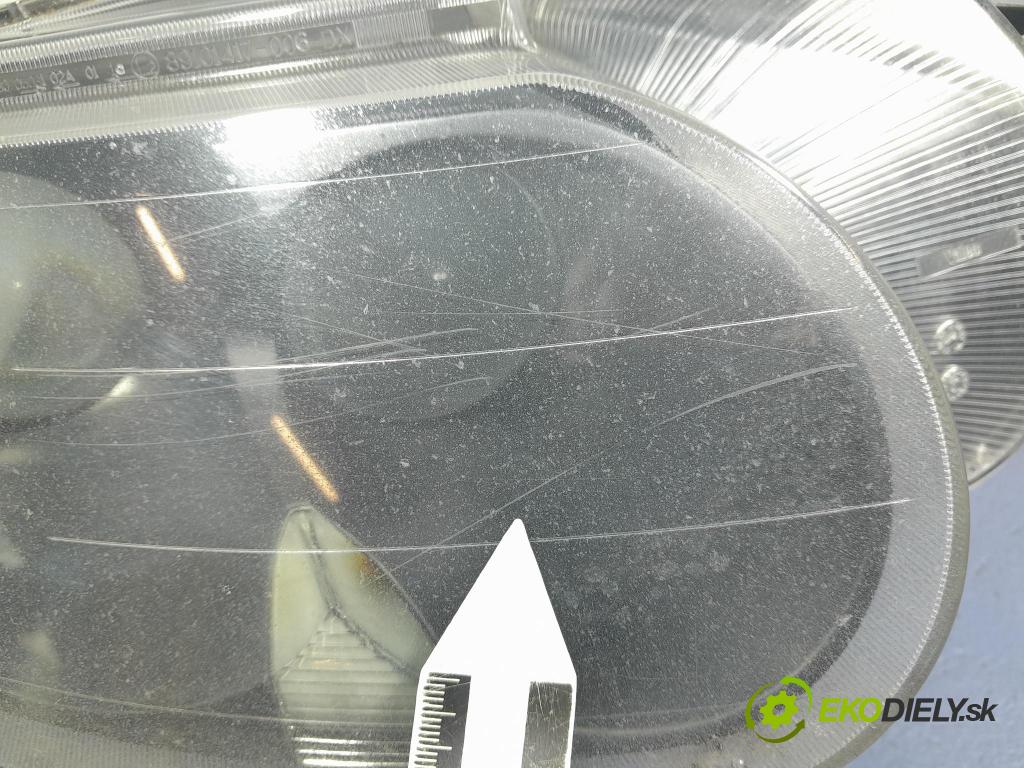 Saab 9-5 2006 Reflektor: v pravo: