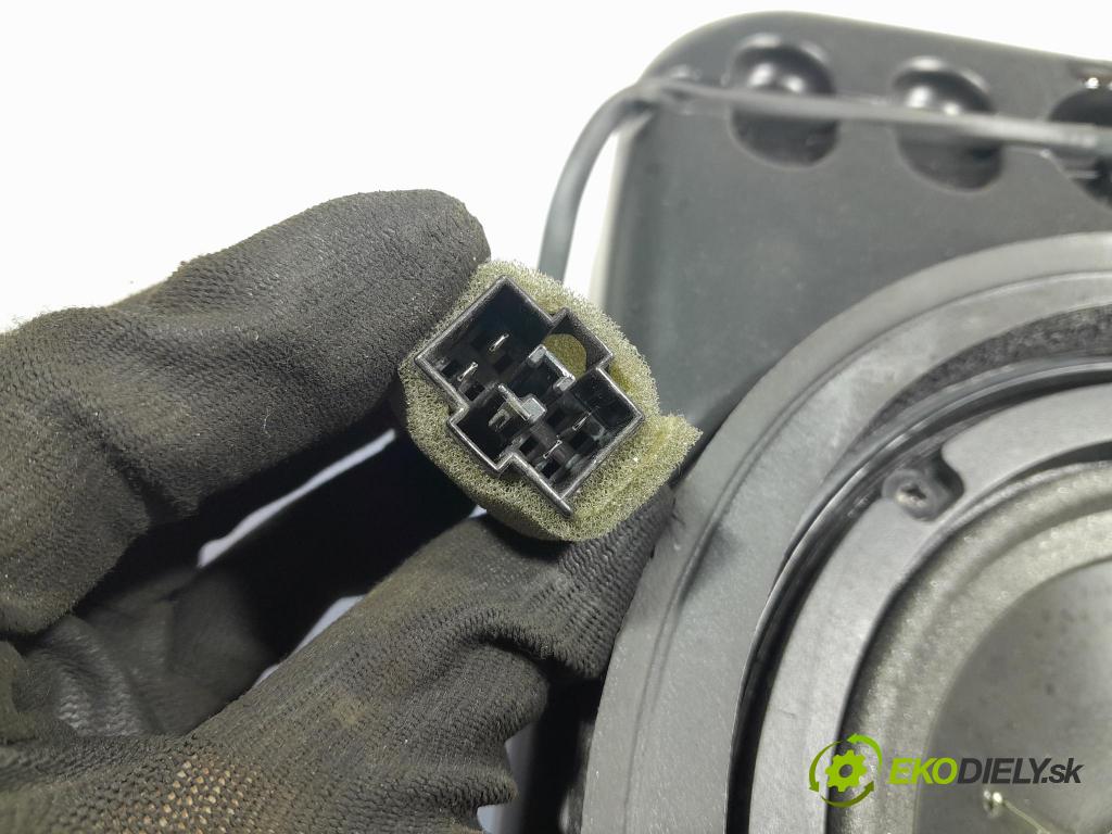 Saab 9-5 2006 Reproduktor / Subwoofer: 5375837