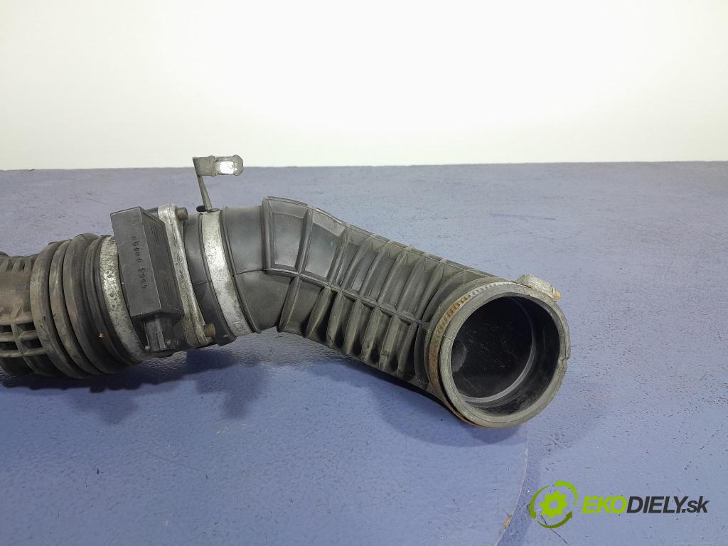 Saab 9-5 2006 průtokoměr: 55557008