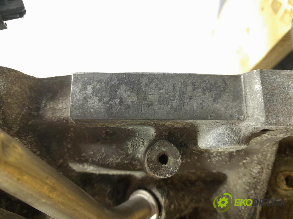 Peugeot 308 2014 motor Benzín: HN02