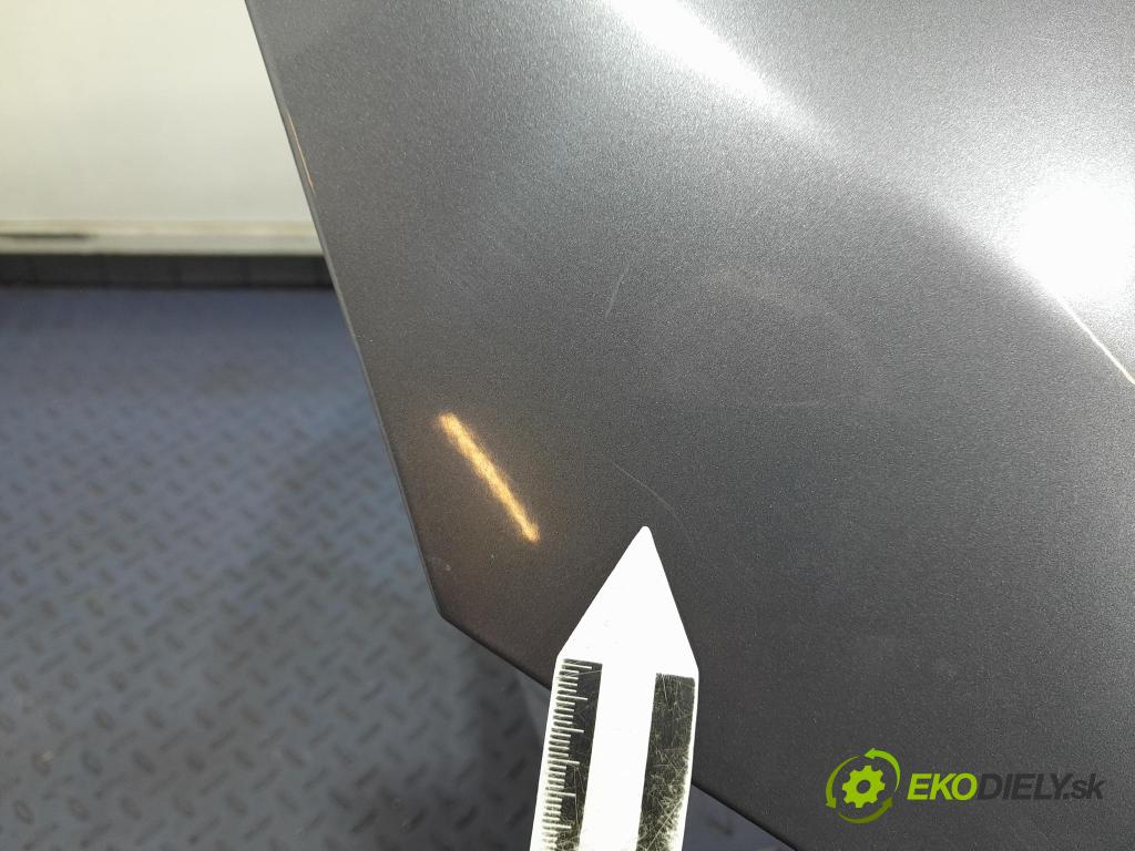 Mitsubishi Colt 2005 kapota přední: