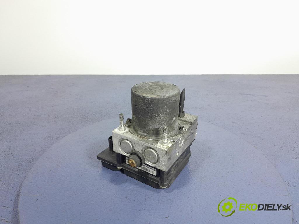 Audi A6 2004 čerpadlo ABS x 4F0614517A