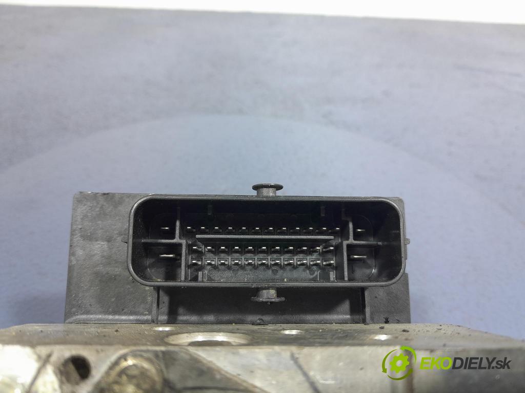 Audi A6 2004 čerpadlo ABS x 4F0614517A